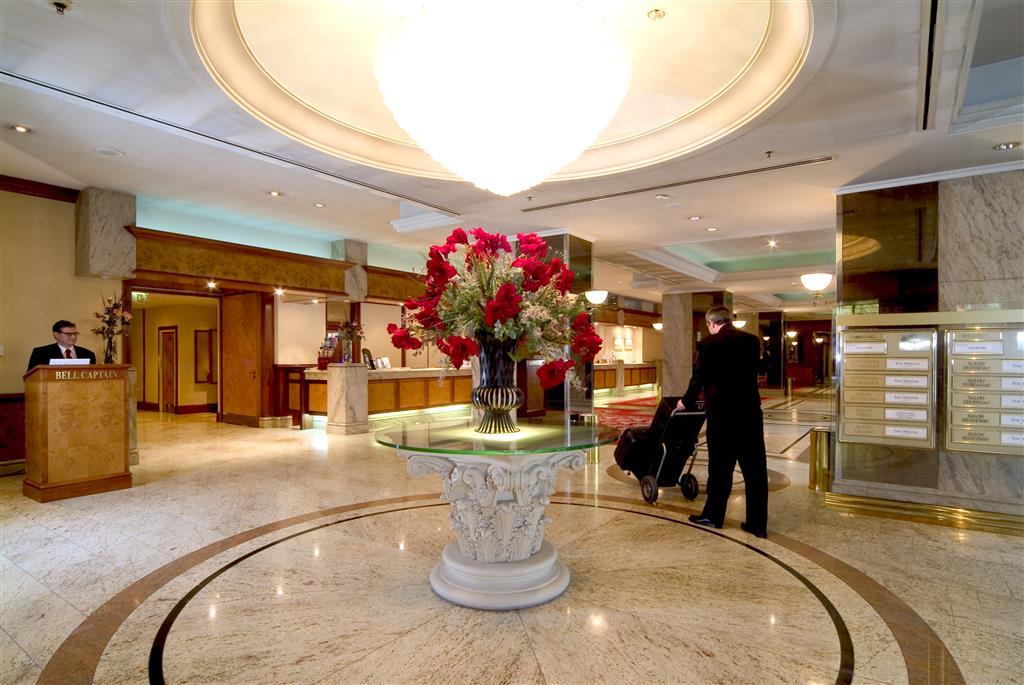 The Westin Zagreb Hotel Interior photo